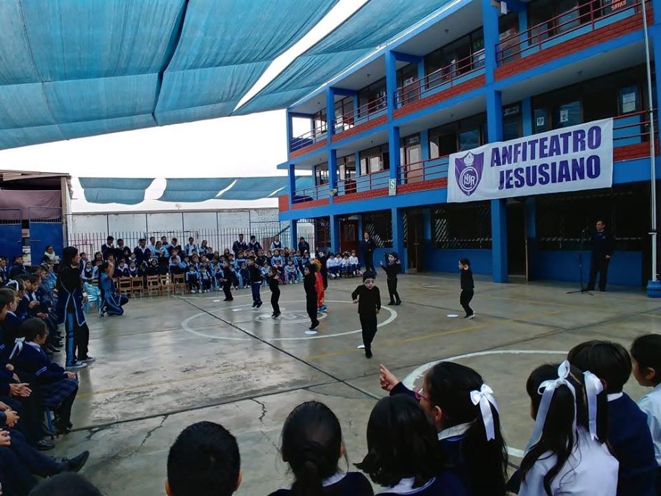 SALON DE CLASES